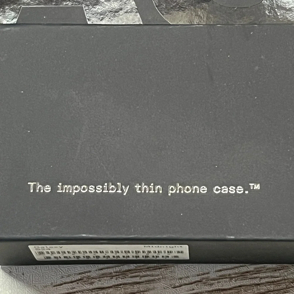 Latercase Midnight For Samsung Galaxy S24 Impossibly Thin Phone‎ Case Open Box
